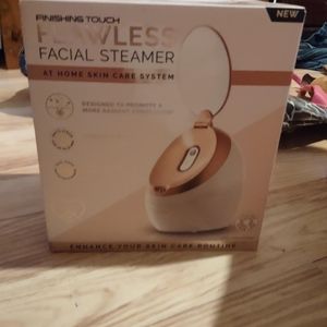 Flawless facial steamer